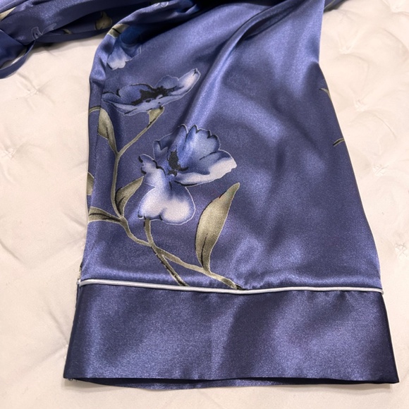 Halston Satin Chemise and Robe Set, Size Petite - Picture 8 of 10